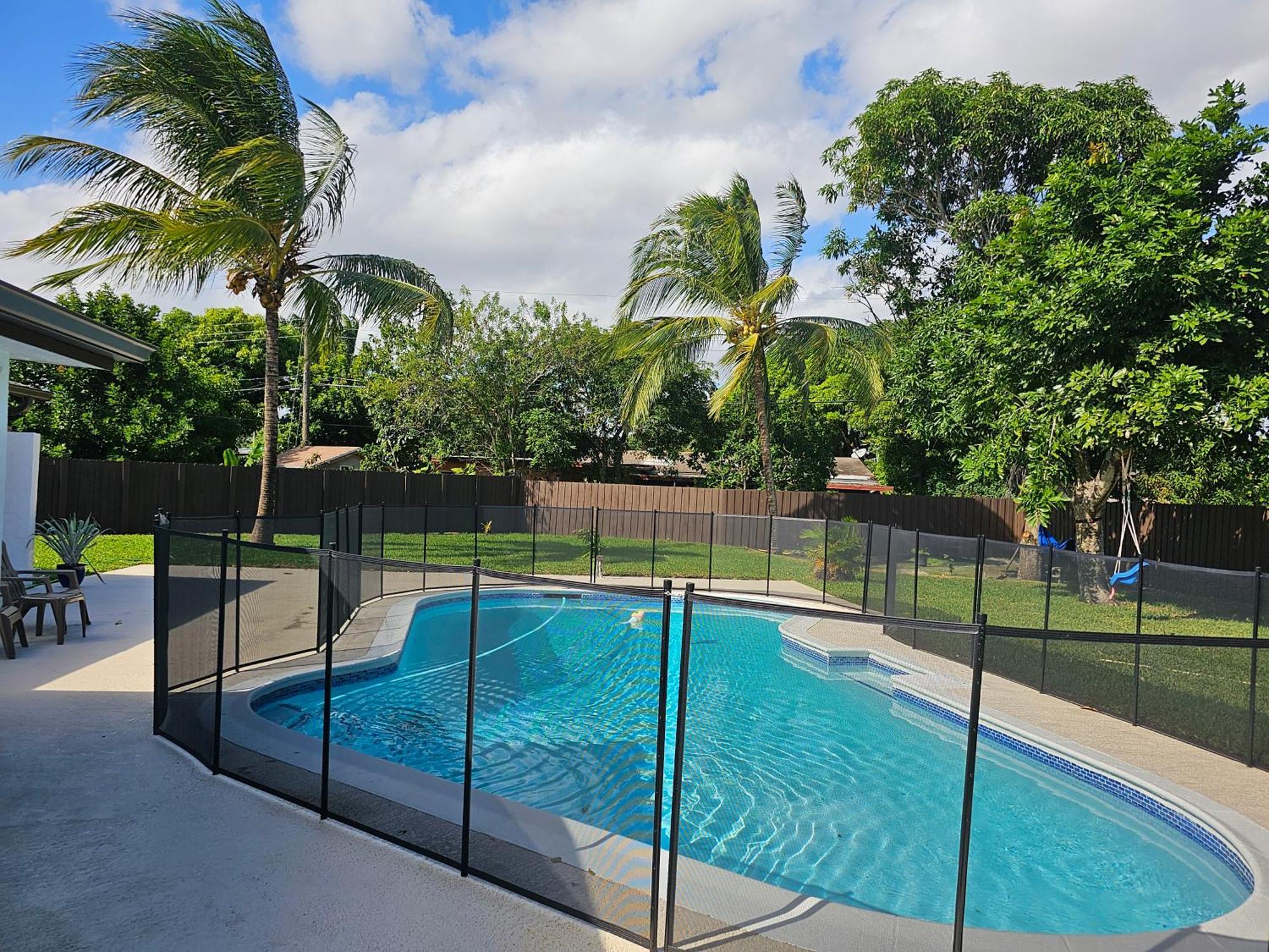 Sunny Goldie Lauderdale Lakes Exterior photo